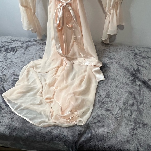 Dentelle “Belle” Sheer Embroidered Long Robe 3X - Picture 4 of 7